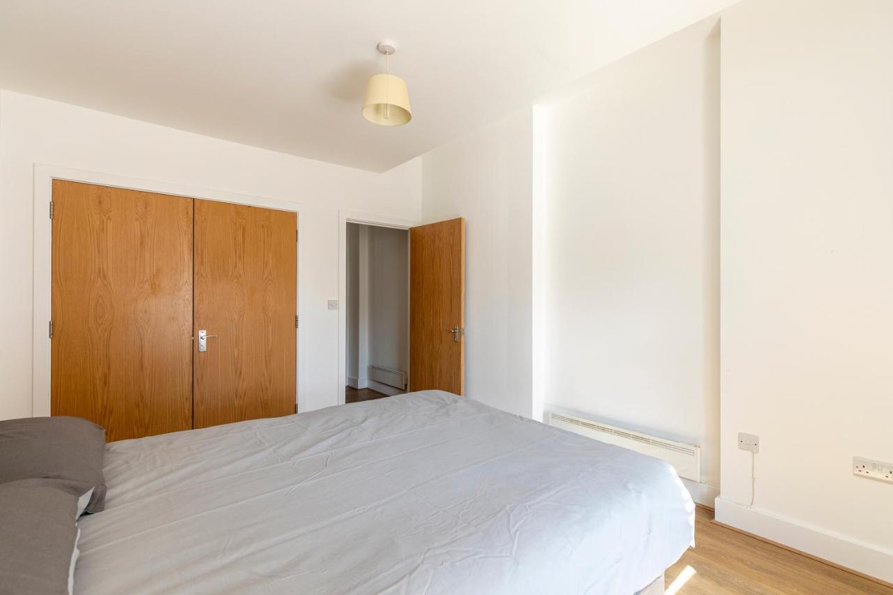 Prime Location Flats Apartment Лондон Екстериор снимка